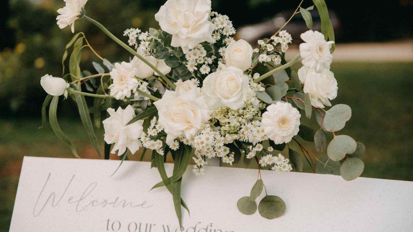 結婚式場のリニューアルとは？新規オープンとの違い
